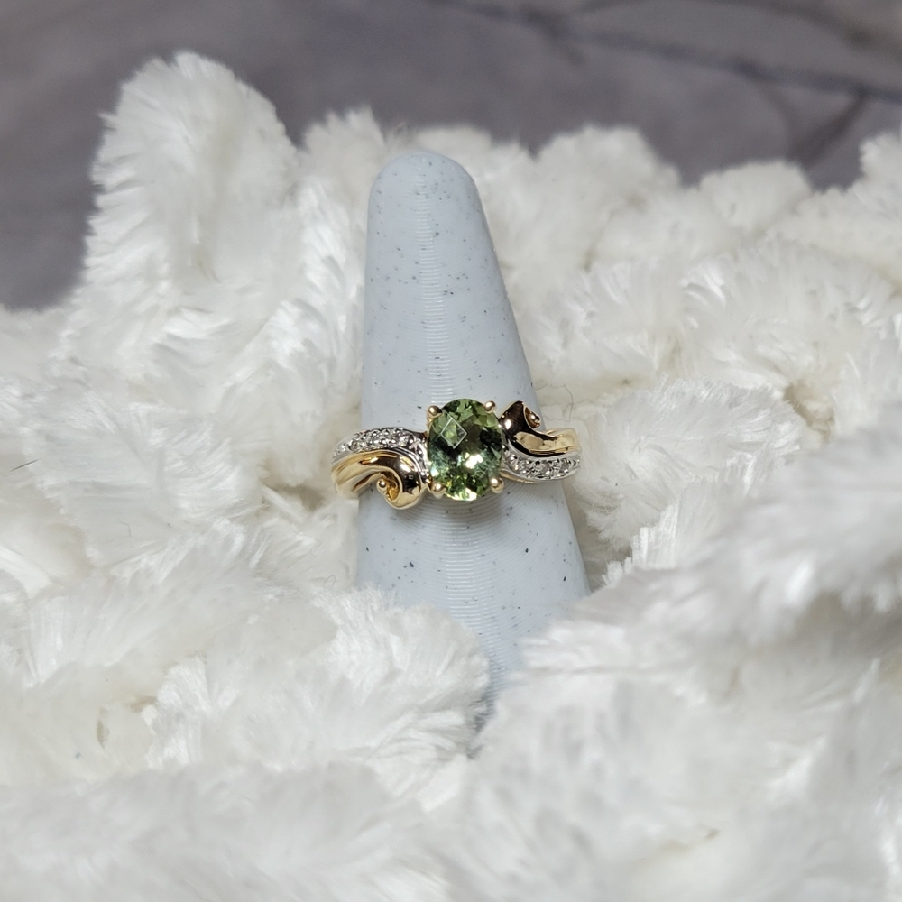 14K Yellow Gold Oval Tashmarine & Diamond Ring